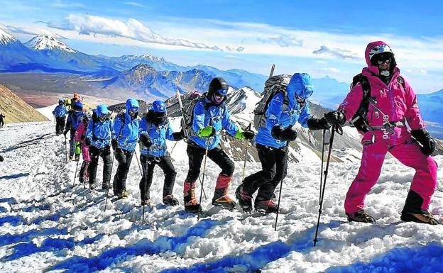 «O todas en la cumbre o todas abajo»
