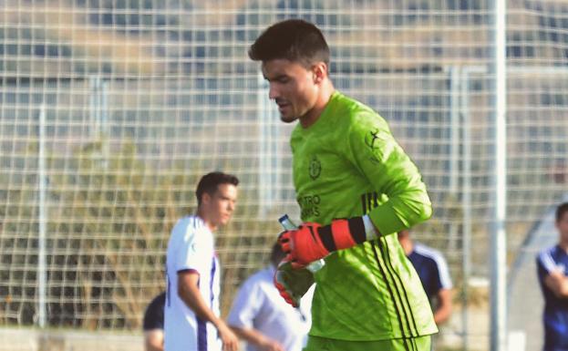 Gaizka Campos, portero del Valladolid B: «Mejor que Sancet se quede en el primer equipo»