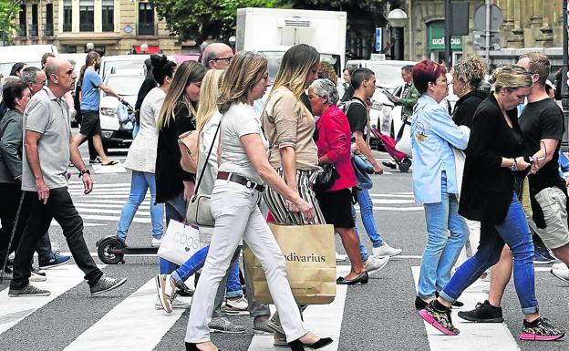 La renta media de los bilbaínos es de 21.245 euros, 4.000 menos que en San Sebastián