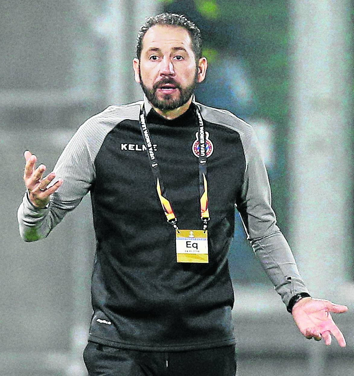 Machín dota al Espanyol de solidez para sacarlo del pozo