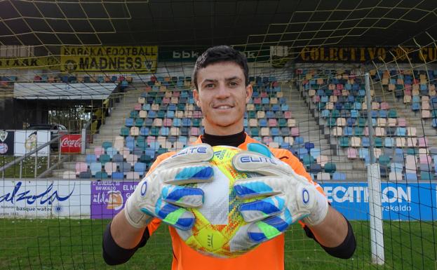 Cambio de tornas en la portería del Barakaldo
