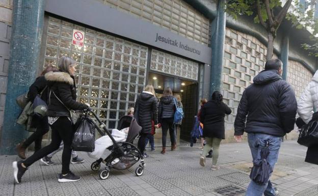 «No les importa para nada la educación de nuestros hijos»