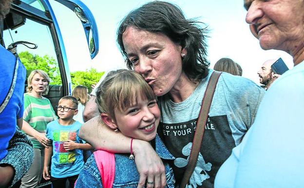 Álava registra el menor número de familias de acogida en treinta años