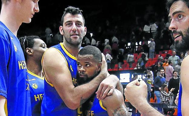 El Gran Canaria resucita de la mano del veterano Omar Cook