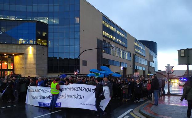 Los accesos a Bilbao vuelven a la normalidad tras los atascos por la manifestación de la concertada