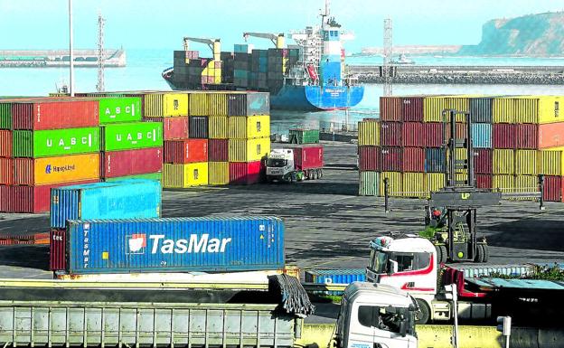 El Puerto de Bilbao tributará por el Impuesto sobre Sociedades por orden de Bruselas