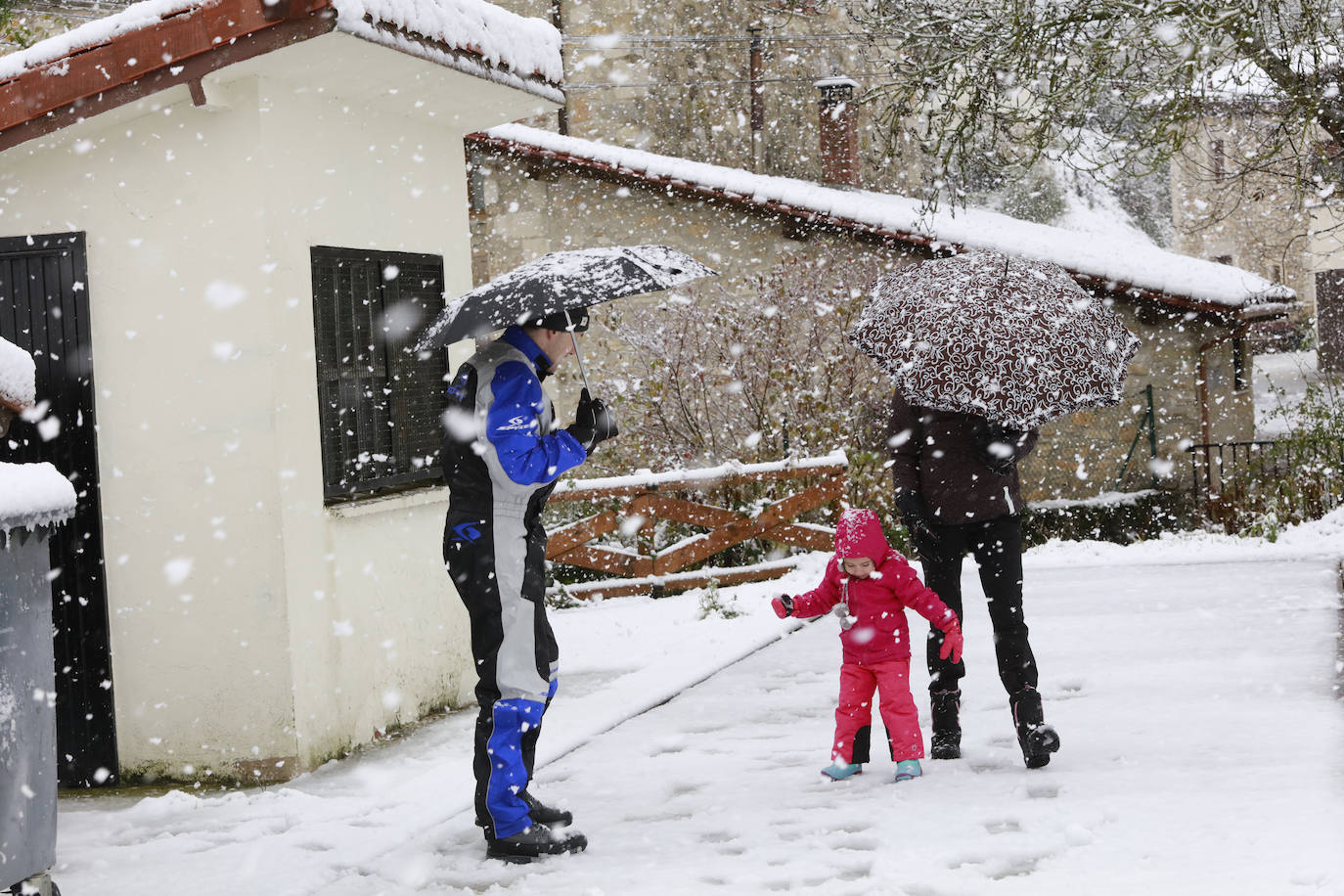 Jornada electoral bajo la nieve