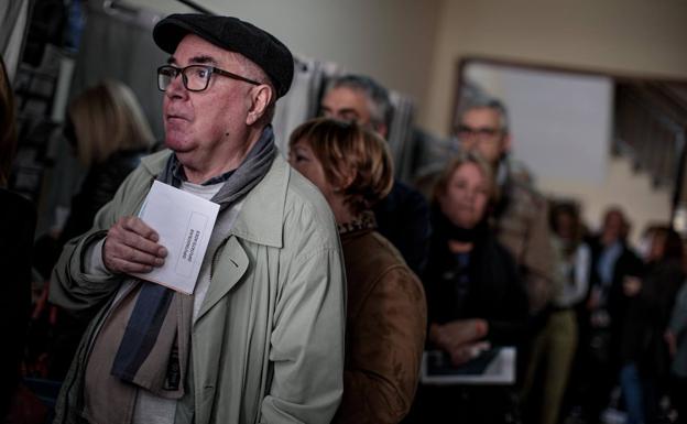 Todos los líderes políticos piden a los ciudadanos que voten para sacar al país del bloqueo