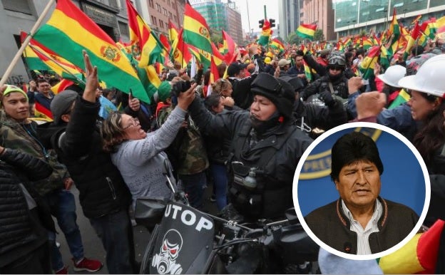 Queman viviendas de políticos y periodistas en una noche de disturbios en Bolivia