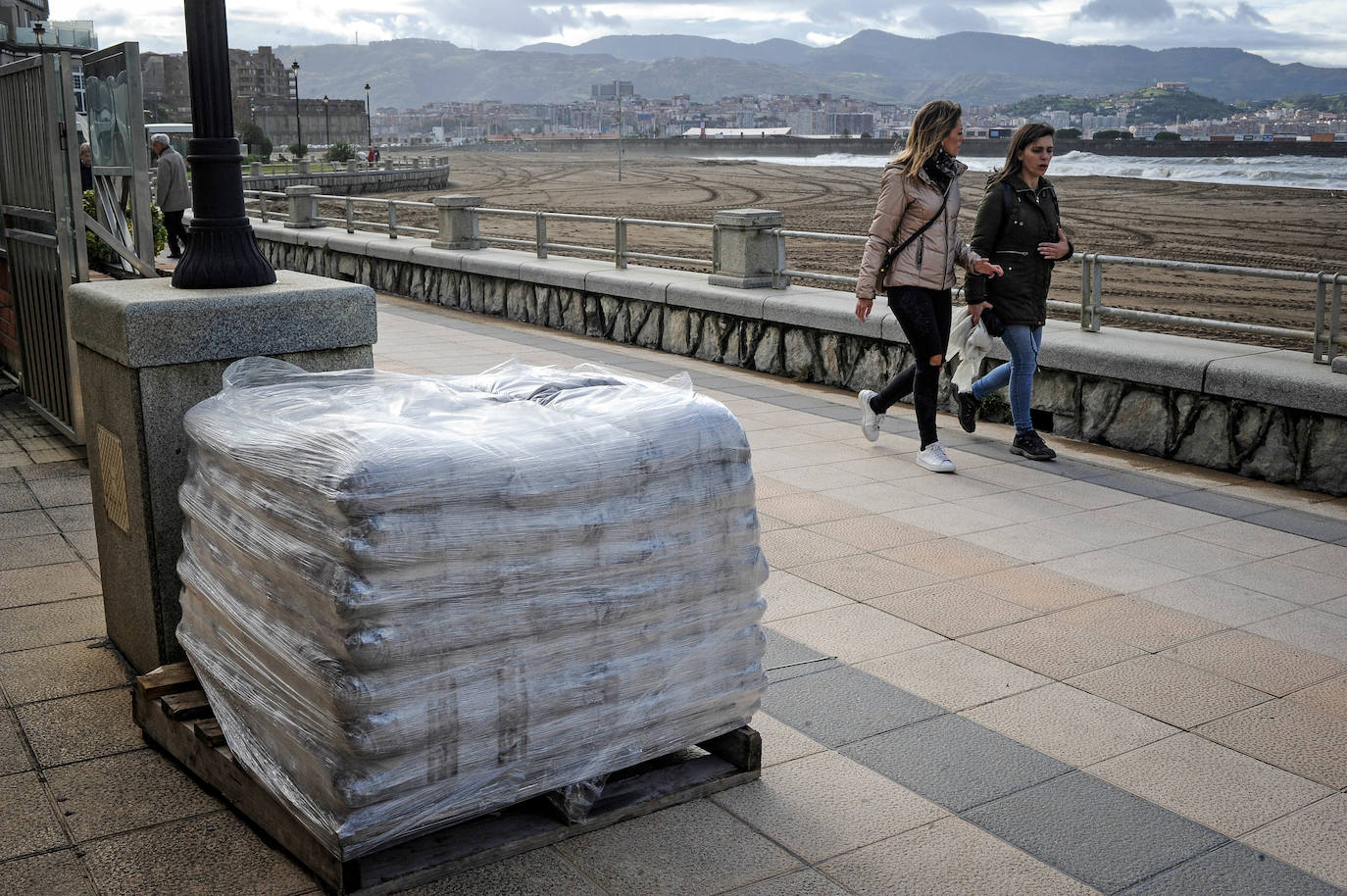 Las imágenes del oleaje en Ereaga