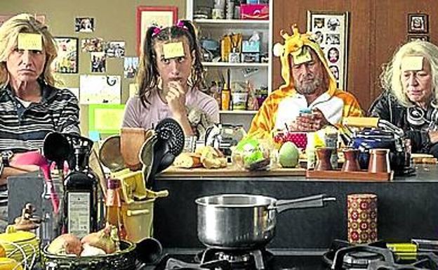 Crítica de '¿Quién es quién?' (2020): Tontorrón 'body swap'