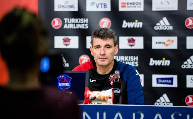 Velimir Perasovic: «Éste es un club profesional y la confianza depende de los resultados»