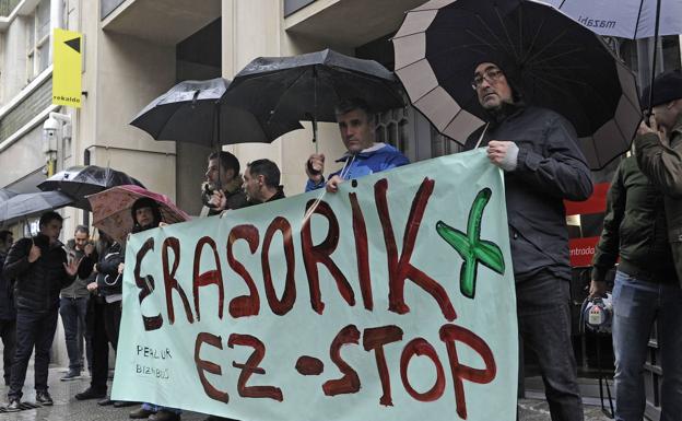 Bizkaibus no parará en el polígono Bolunburu de Lemoa los días que abra la discoteca NON