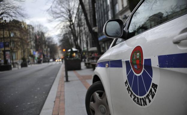 Dos detenidos en Getxo por vender drogas en el bar que gestionaban