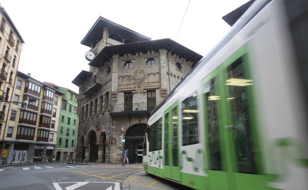 Empujón definitivo al tranvía entre Atxuri y Bolueta