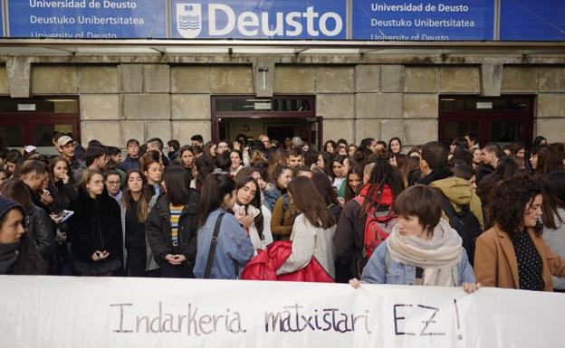 «Los hombres tenemos que dar un paso adelante contra la violencia machista»