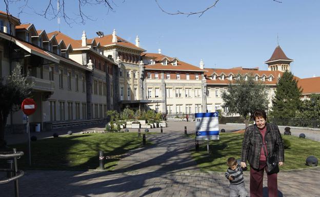 El hospital San Juan de Dios de Santurtzi cierra los quirófanos hasta mediados de enero por una fuga de agua