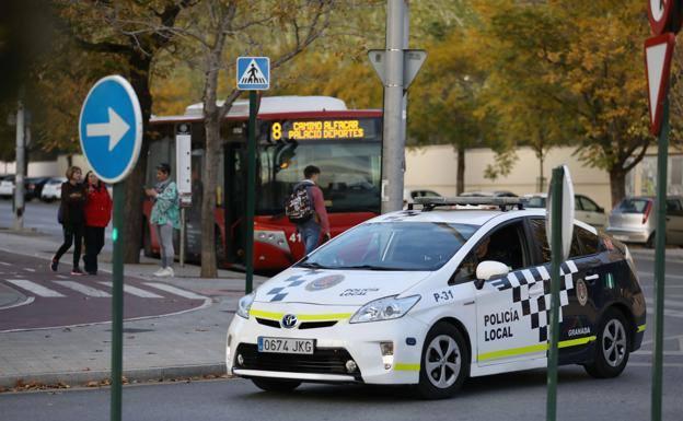 Los padres de tres menores de Granada son detenidos tras la denuncia por maltrato de un colegio