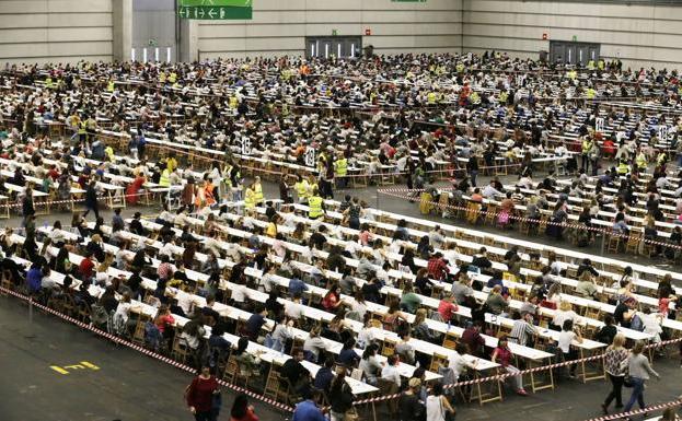 Salud rechaza parar dos especialidades más de la OPE ya que «no están entre las investigadas»