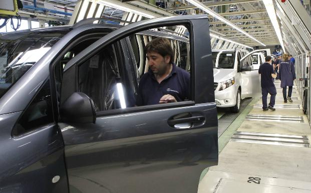 La venta de coches se frena en Euskadi al crecer sólo un 0,9% en noviembre