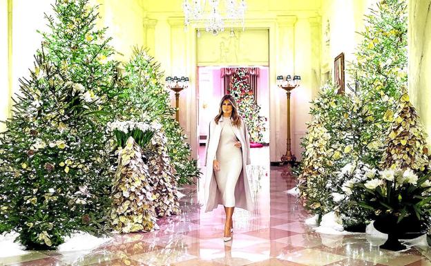 Melania modera la Navidad