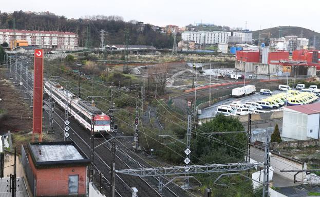La financiación para eliminar la trinchera de Renfe se complica