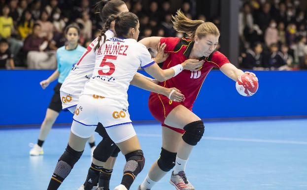 España se da un atracón de goles ante Kazajistán