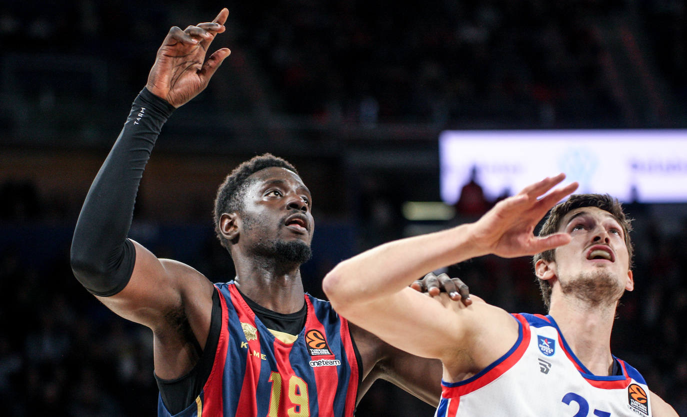 Las mejores imágenes del Baskonia - Efes de la Euroliga 2019