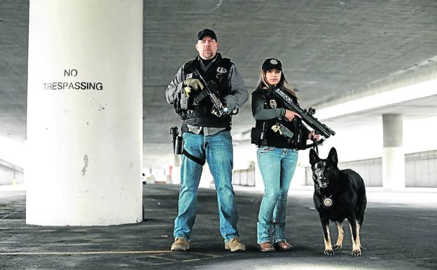 Mercenarios para recuperar el dinero de los fugitivos