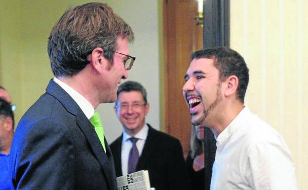 Urtaran y Podemos acercan posturas para sacar adelante el presupuesto municipal