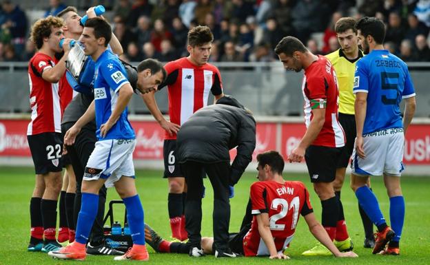 La prolongada baja de Urain condiciona a Etxebe