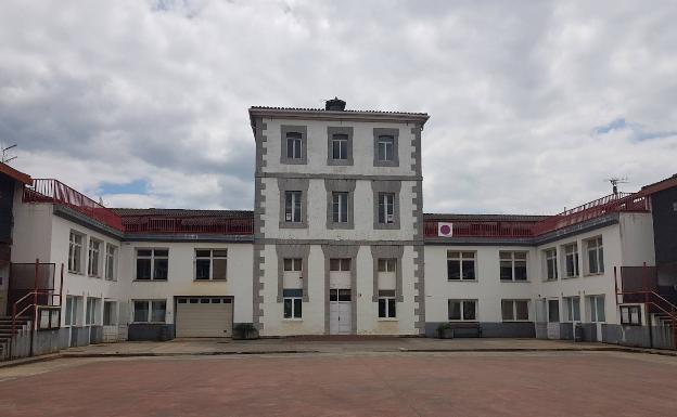 Educación planea hacer reformas interiores en la escuela de FP de Llodio