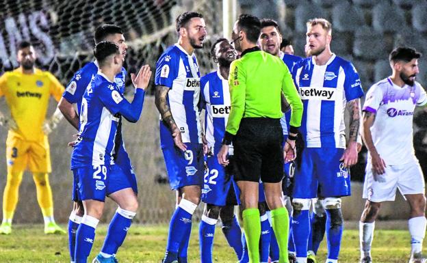 Hundido en una Copa de tristeza