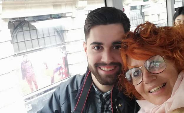 Sorpresa en las cartas al director: «Mamá, ¡vas a ser abuela!»