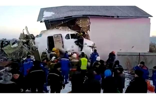 Vídeo del accidente de avión en Kazajstán