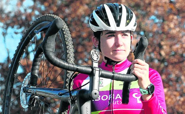 Paula Suárez: «Mi meta es disputar el mundial de Suiza»