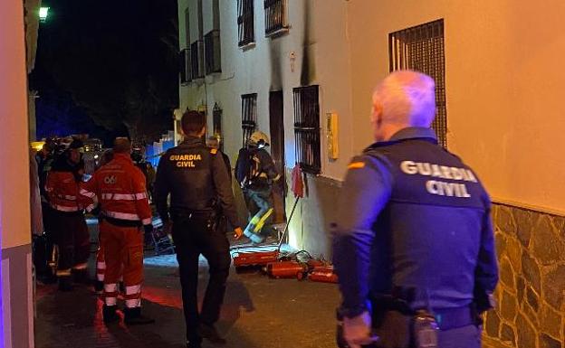 Mueren dos personas en un incendio en Málaga