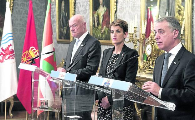 Navarra sigue a vueltas con sus símbolos