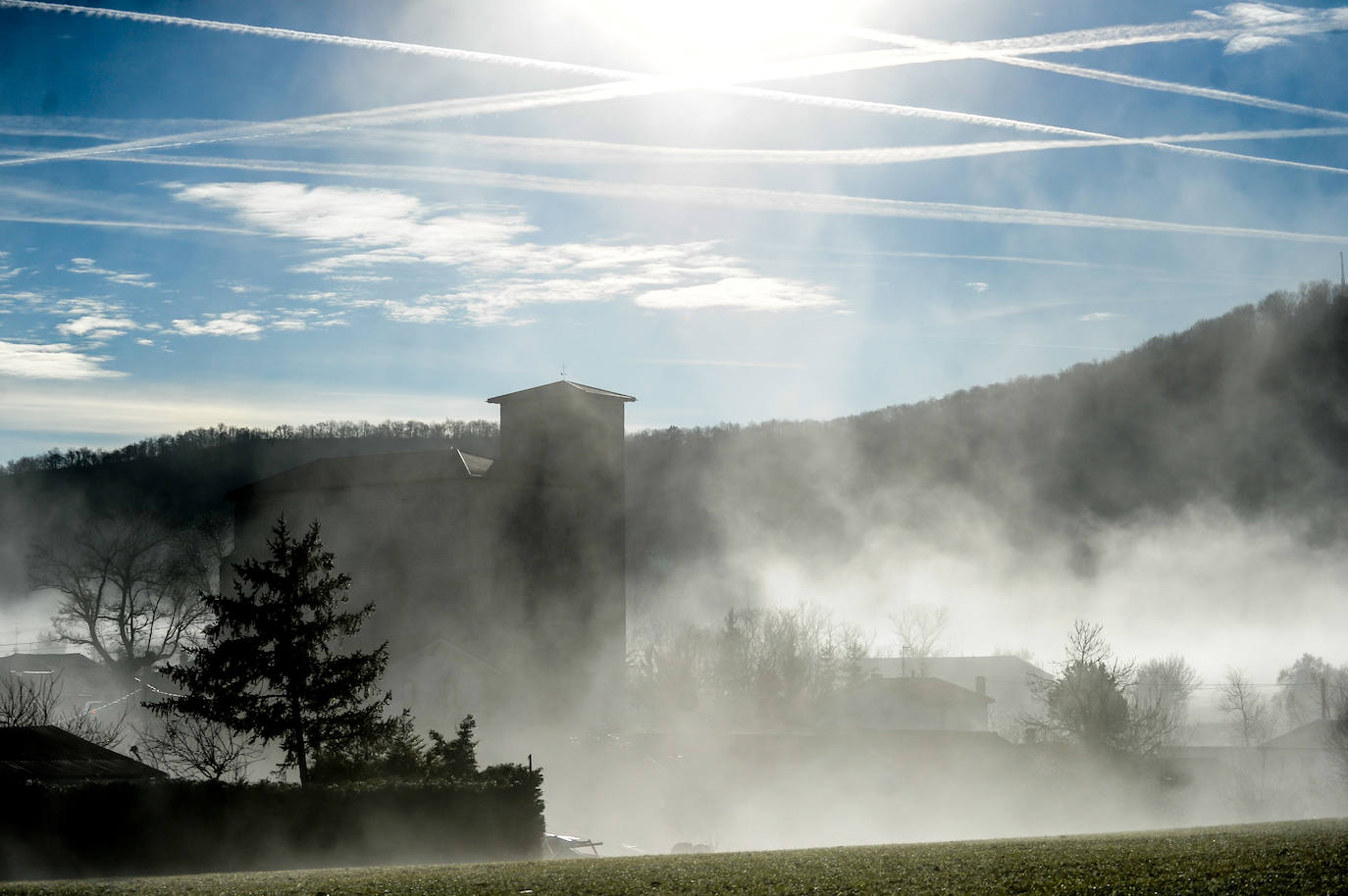 Olárizu bajo la niebla