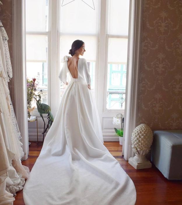 La novia que sorprendió con dos looks 'made in Euskadi' totalmente distintos en su boda