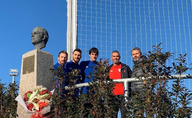 El Athletic recuerda al mito Gainza en el 25 aniversario de su muerte