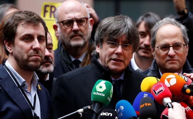 Puigdemont se estrena en la Eurocámara a la espera de la anulación de su inmunidad