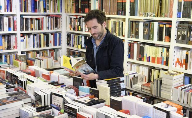 Un verso libre con Gregorio Ordóñez como referente