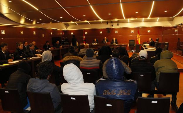 La mayor banda de narcos de Vitoria se libra de entrar en la cárcel