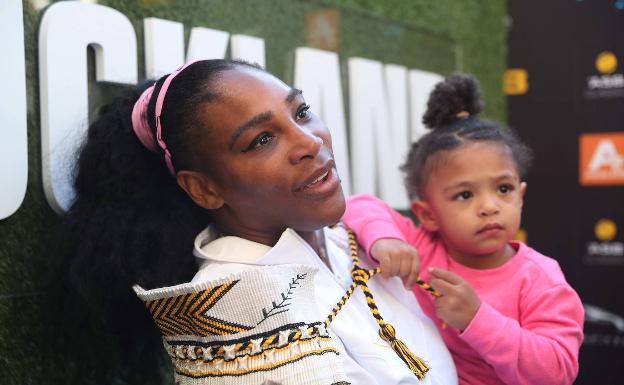 Serena Williams quiso volver a las pistas días después de ser madre