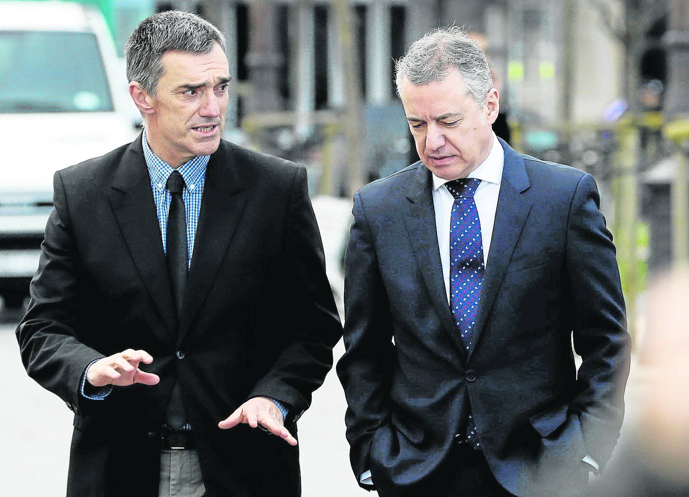 El Gobierno vasco pedirá a Sánchez acercar a todos los presos sin que deban renegar de ETA