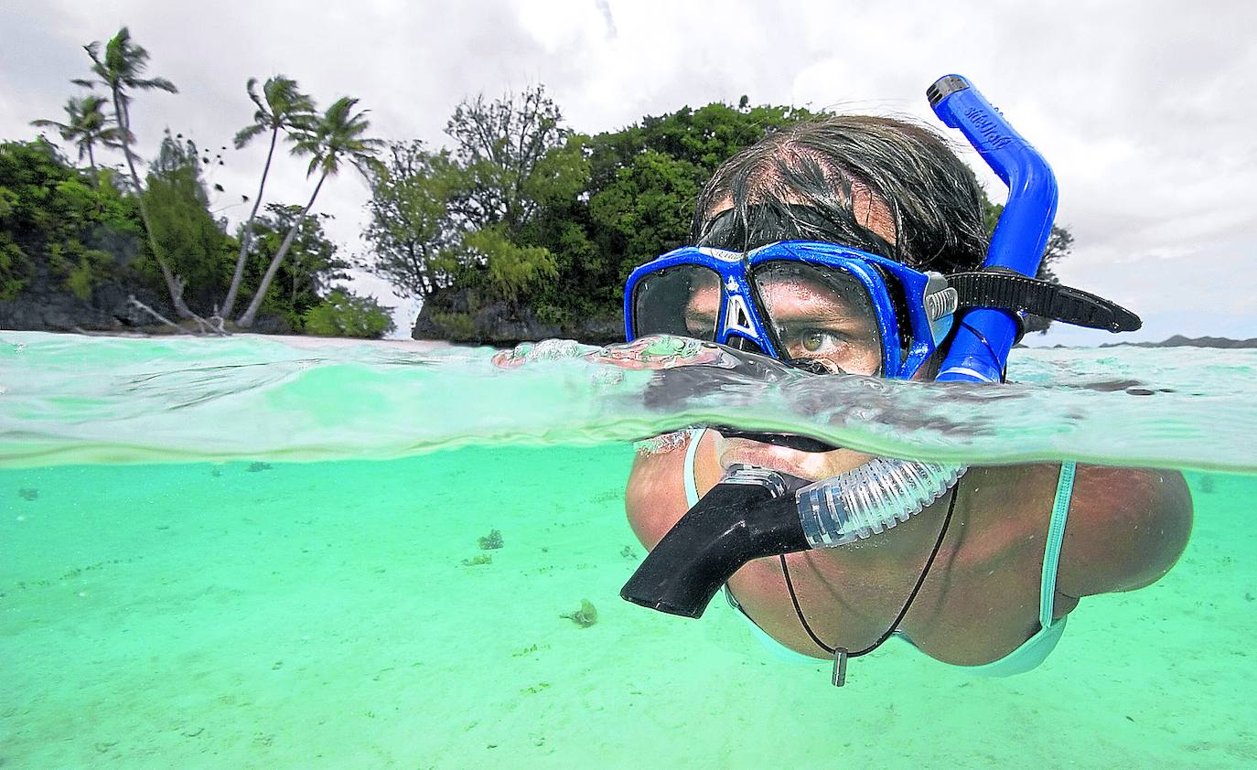 Un archipiélago de Micronesia, el primero en declarar la guerra a la crema solar en sus playas