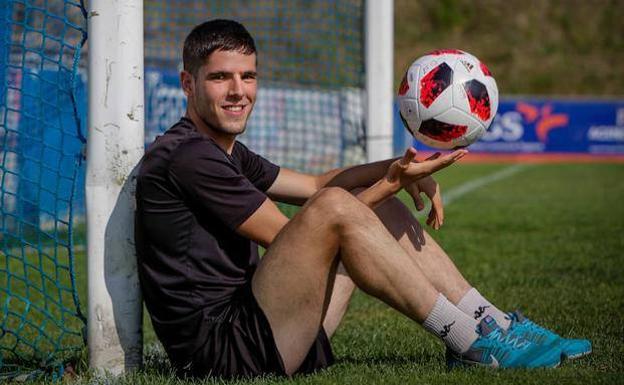 Andoni Tascón tiene la negra con los isquios