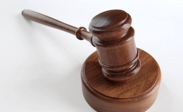 El Supremo dicta que la pensión de un polígamo se reparta entre sus dos viudas