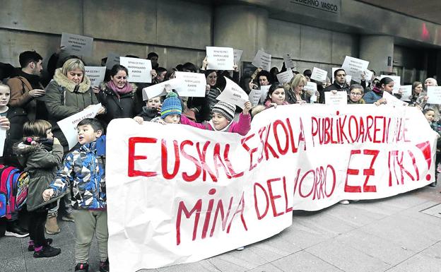 Educación justifica el cierre de la escuela de Mina del Morro por falta de matrículas